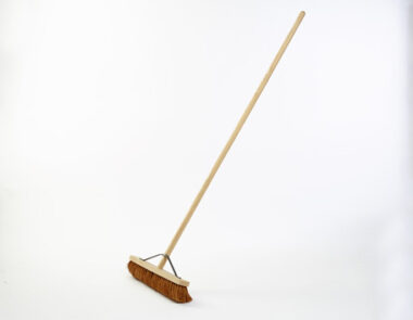 Assembled Wooden Coco Broom Head 18