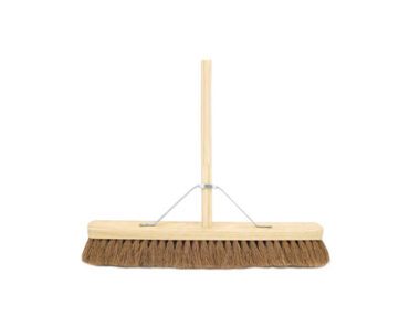 Assembled Wooden Coco Broom Head 24