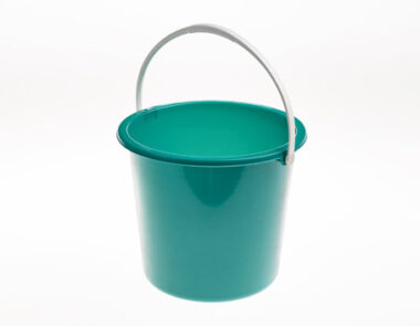 Plastic Bucket 2 Gal Green